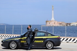 Con10 chili di droga agli imbarcaderi di Messina: corriere arrestato