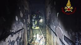 Stufa elettrica provoca un incendio in una villa a Siracusa: nessun ferito