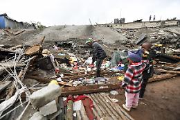 Kenya: crolla palazzo, evacuati in tempo oltre 100 inquilini