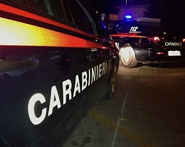 Spara per vendetta al padre del ragazzino che ha picchiato suo figlio