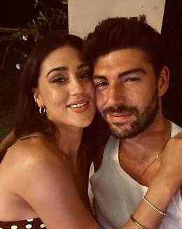 Coppia Rodriguez-Moser, lui fuori di casa per un tradimento?