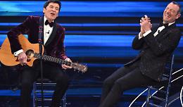 Sanremo, la scaletta di stasera: cantanti, co-conduttrice, ospiti e la comicità di Angelo Duro