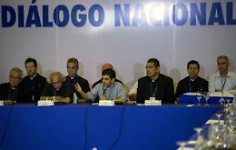 Nicaragua: vescovo rifiuta esilio, condannato a 26 anni