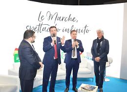 Bit: vicepresidente Salvini visita stand Regione Marche