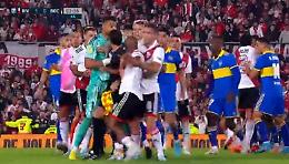 River Plate - Boca Juniors finisce con una mega rissa