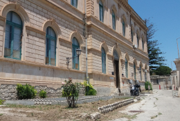 Scicli, un centro per le tossicodipendenze all'ospedale Busacca: il sindaco dice no