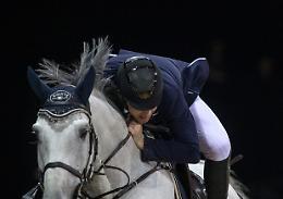 Impedì alla figlia di fare equitazione, condannato il padre maniscalco