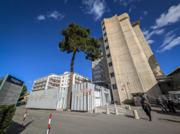 Cade mentre raccoglie le olive, gravissimo un ginecologo