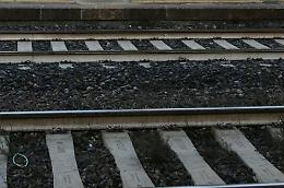 Investiti da un treno: un giovane è morto e altri due sono rimasti feriti