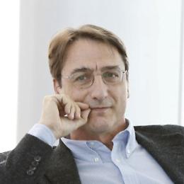 Caso Cuffaro, Claudio Fava: «Che titoli morali ha la sinistra servile per chiedere le dimissioni del governo Schifani?»