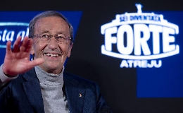 Déjà-vu ad Atreju, Gianfranco Fini torna tra applausi e ricordi: «Uno sbaglio la fine di An...»