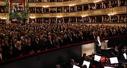 Malore per il direttore d'orchestra Riccardo Chailly a La Scala, interrotta l'opera Lady Macbeth 