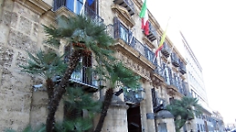 Riforma della dirigenza in Sicilia (con una cura dimagrante): taglio del 33% e nuovo piano concorsi