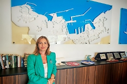 Il porto, l&rsquo;anima viva della citt&agrave; e custode di storie senza tempo