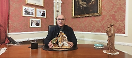 Il vescovo di Ragusa: "Natale &egrave; ritrovare lo sguardo semplice del Bambino"