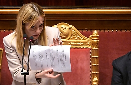 Fiducia al buio sulla Manovra alla Camera: il Parlamento guarda ma non tocca. E torna il fantasma del &ldquo;Dov&rsquo;&egrave; la democrazia?&rdquo; di Meloni