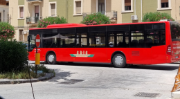 Bus a Siracusa, un passo avanti che non basta: l'auto vince ancora
