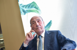 Dal governo Schifani 600mila euro per parlare sui media dei suoi buoni risultati economici e migliorare la propria reputazione