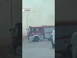 Lentini: fiamme alte e paura per un incendio (Video) 