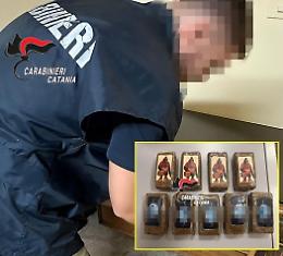Trasportava i panetti di hashish &ldquo;brandizzati&rdquo;: preso corriere