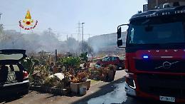 Giornata "infernale" nel Catanese: 42 incendi, una turista morta sull'Etna e una persona annegata a Bronte