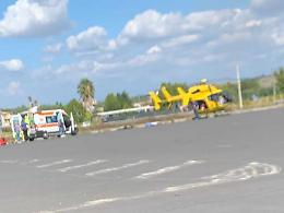 Nel Catanese, un operaio cade mentre lavora in un magazzino: è ferito grave