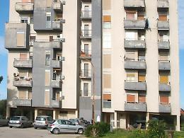 Il Piano Casa prova a correre ma tra fondi esigui e terreni scarsi: la sfida è ardua