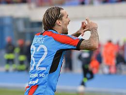 Catania, corsa e sei gol: Forte ha conquistato il pubblico rossazzurro. «Siamo una sola cosa»