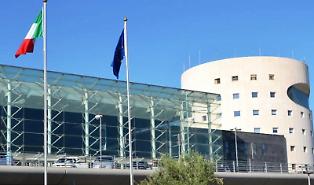 L'aeroporto di Catania "dual use" civile e militare. L'Ue d&agrave; l'ok finale alla proposta della Regione: arrivano 176 milioni