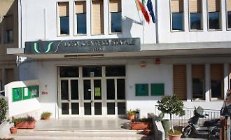 Tensione al liceo scientifico di Ragusa: studente aggredisce un collaboratore scolastico