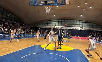 La SuperConveniente Ragusa doppia Molfetta nel terzo quarto e si impone alla distanza