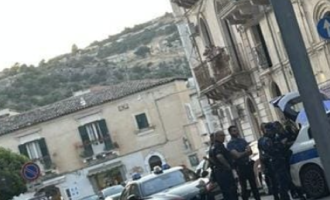 Scicli, auto investe un bambino che resta ferito