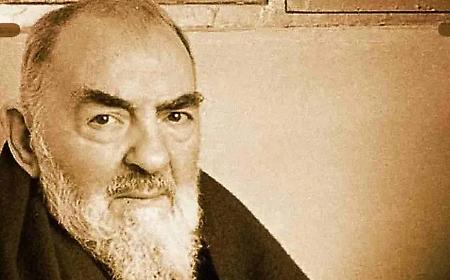 Una storia che divide tra fede e scienza, a S. Croce il caso del bambino che avrebbe visto Padre Pio