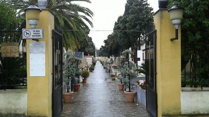 Gestione irregolare dei rifiuti a Bonamorone: sanzione dei Carabinieri. Il Comune cerca i responsabili