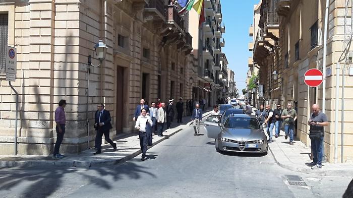 Aggressione all'ufficio Servizi demografici del Comune di Vittoria, la Cgil: "Serve attivare misure di sicurezza"