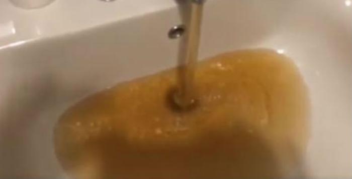 acqua-sporca