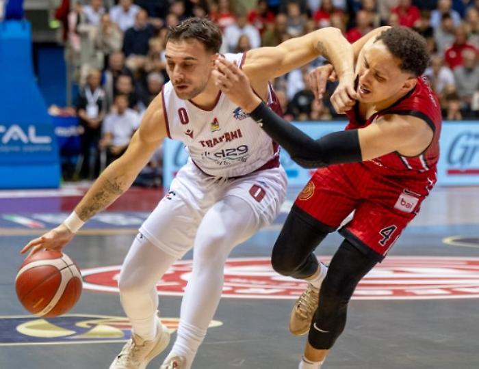 Il Trapani Shark parte col piede giusto e vince a Trieste