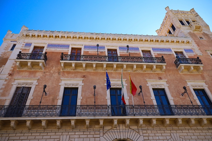 E' sempre più profondo rosso per il Comune di Ispica