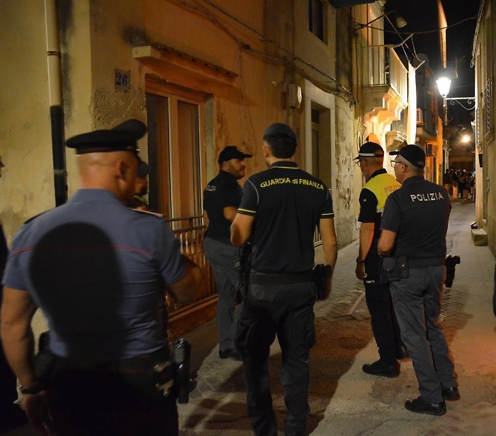 Modica e la sicurezza in centro storico, identificate 450 persone