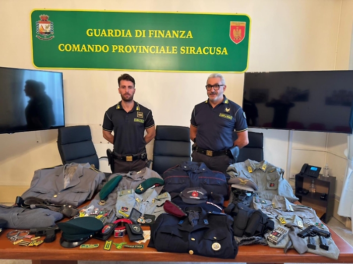 Inganno in uniforme: due falsi finanzieri fermati a Siracusa