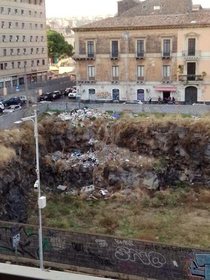  "fosse" di Corso Martiri della Libertà a Catania