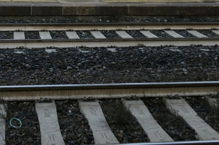 Investiti da un treno: giovane è morto e altri due sono rimasti feriti