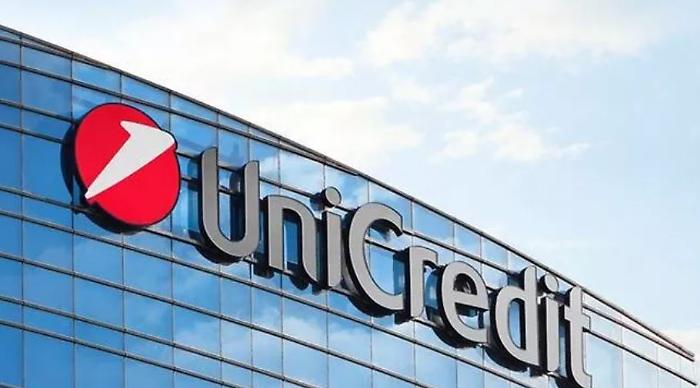 Unicredit  sale al 29,5% della greca  Alpha Bank