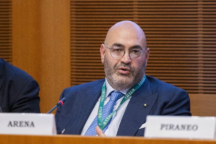 Economia siciliana, Arena ottimista: «Fase positiva». Ora più sinergia pubblico-privato