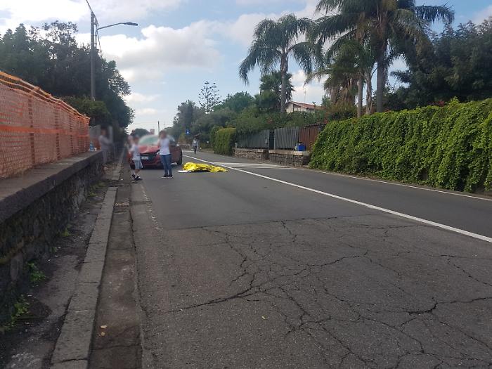 Coronavirus, due agrigentini sull'ambulanza da ore a Caltanissetta 