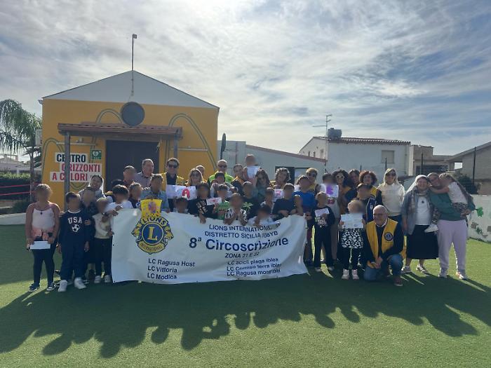 Marina di Acate e lo "Zaino sospeso": l'iniziativa Lions colpisce nel segno