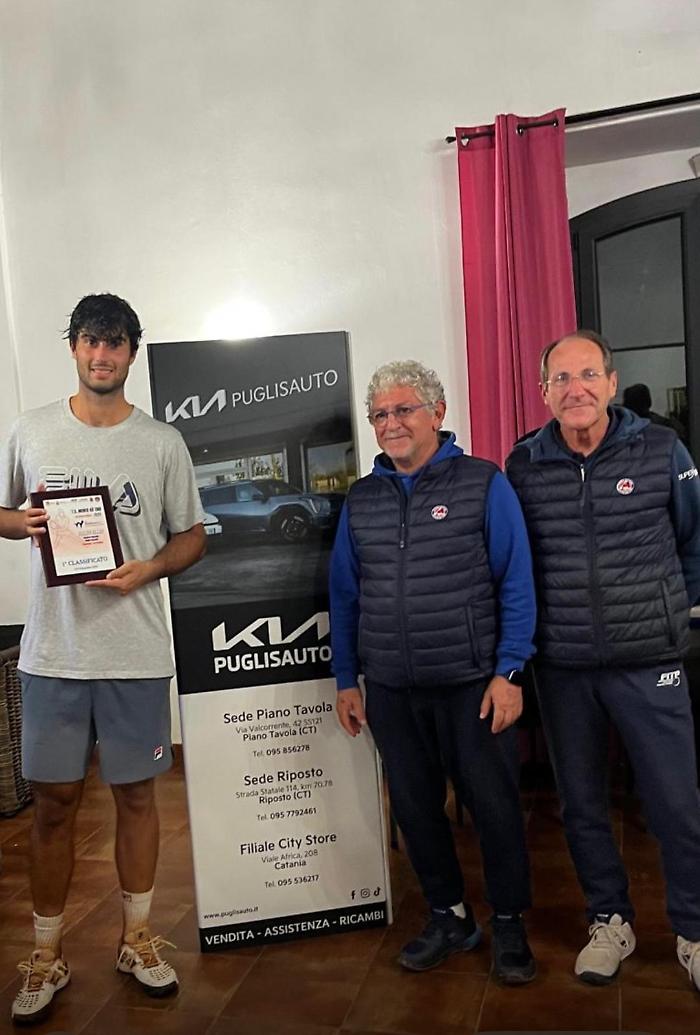 Tennis: al toscano Gianmarco Ferrari la finale del singolare del Torneo internazionale "Città di San Gregorio" 