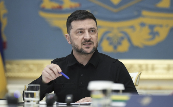 Kiev accoglie il piano di pace Usa: Zelensky pronto a trattare con Trump