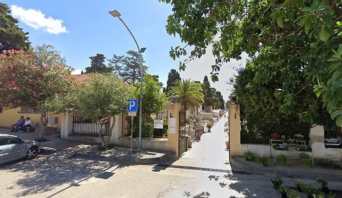 Pubblicato il bando per la concessione di sepolture a Bonamorone