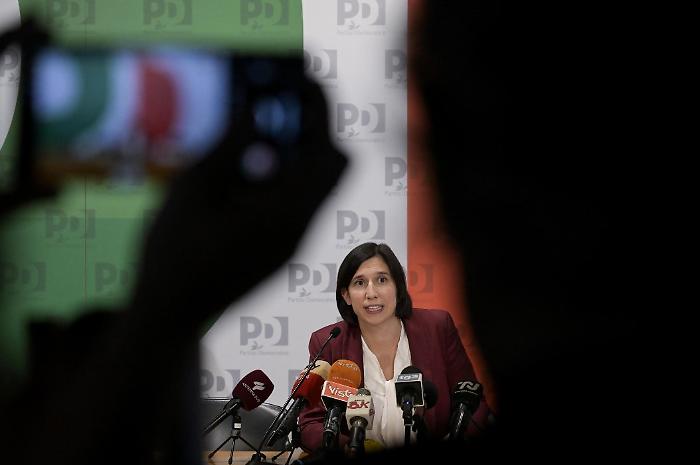 Perché la vittoria di Fico e Decaro riapre la partita per la Politiche: «Il 20-30% degli elettori del centrodestra ha votato per il Campo Largo»